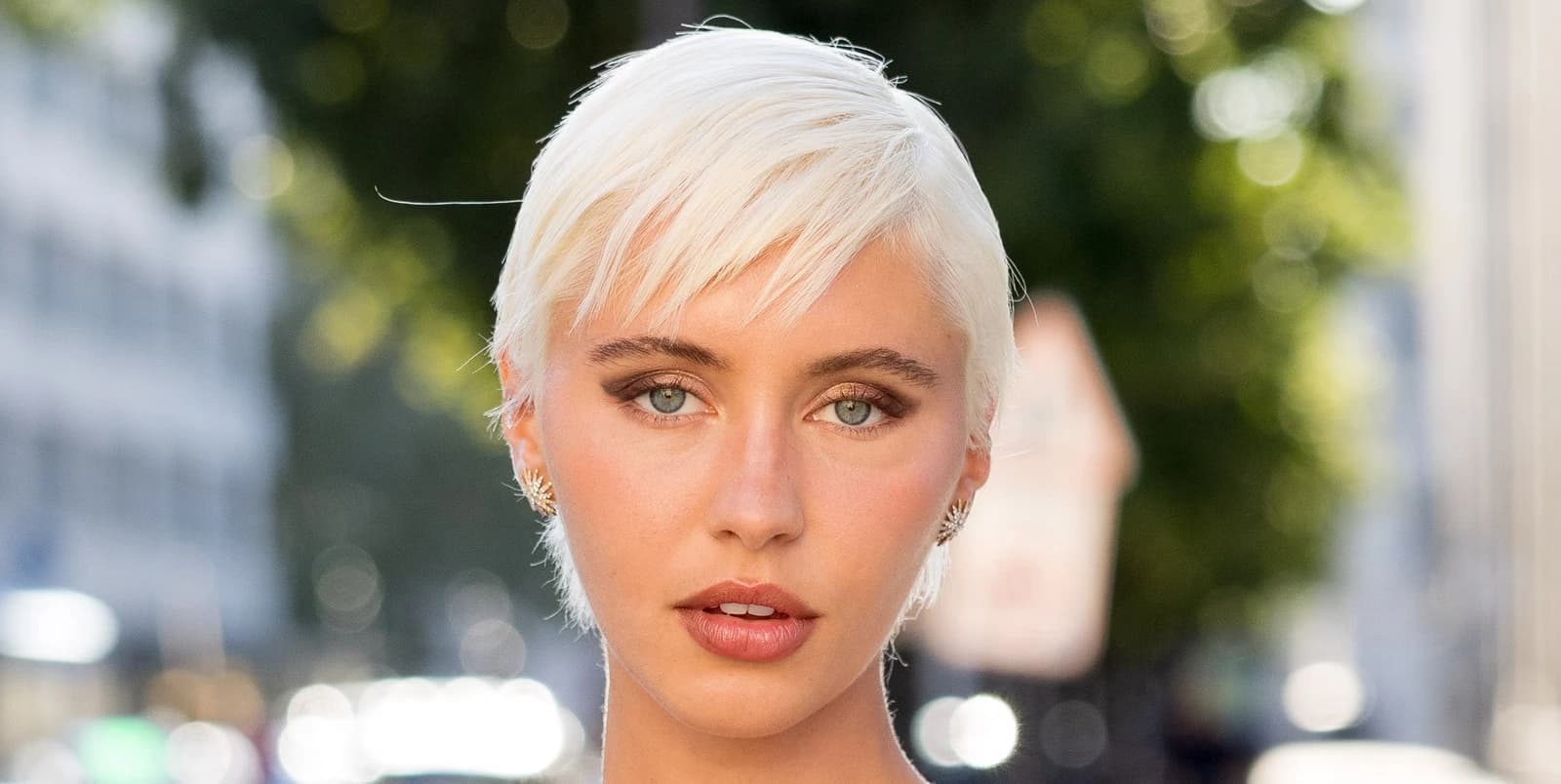 Secondary reference image for The Soft Power Pixie (The Soft Sculpt Pixie).