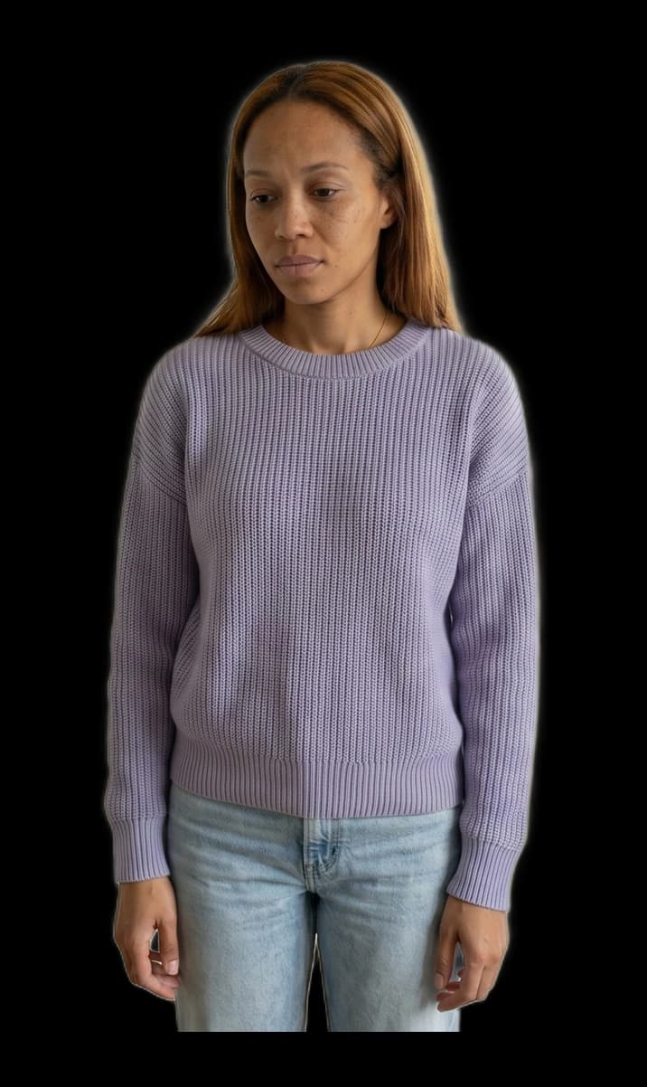 Before view: A woman shown washed out in incorrect colors and glowing in harmonious colors.